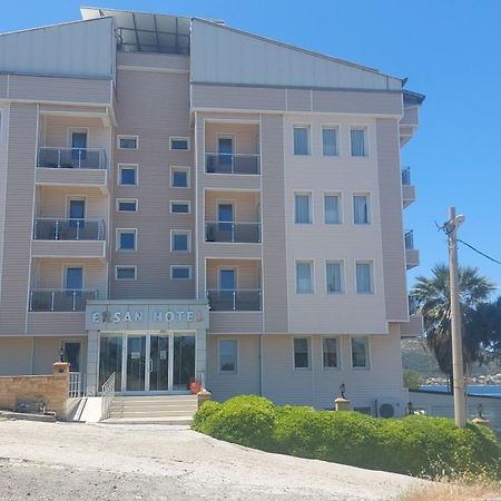 Yenifoca Ersan Hotel ภายนอก รูปภาพ