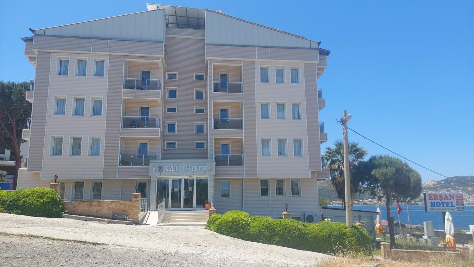 Yenifoca Ersan Hotel ภายนอก รูปภาพ